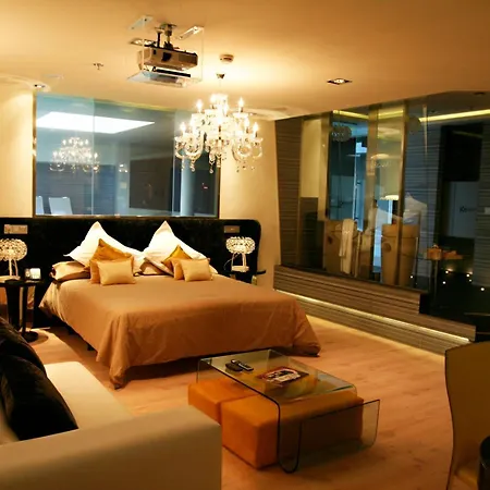 Hotel Kadrit Cadrete
