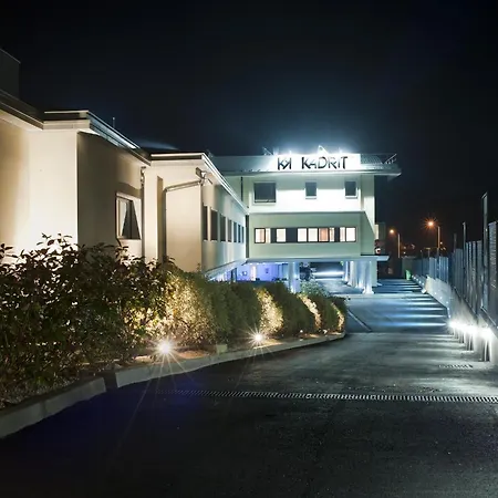 Hotel Kadrit 4*