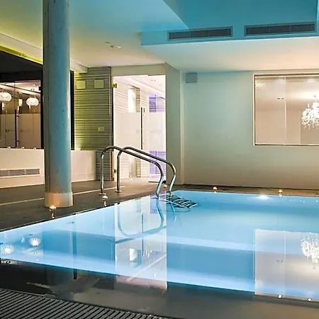 Kadrit 4*