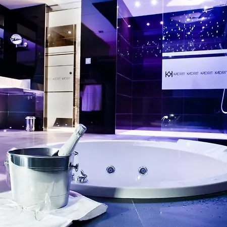 فندق Kadrit