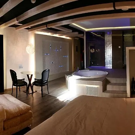 فندق Kadrit 4*